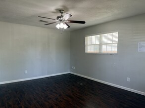 1729 Shaw St in Dallas, TX - Building Photo - Building Photo