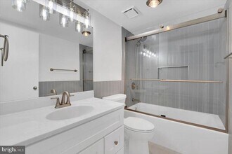 309 Yoakum Pkwy in Alexandria, VA - Building Photo - Building Photo