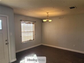 204 Phillips St in Hutto, TX - Building Photo - Building Photo