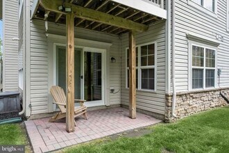 9134 Marlove Oaks Lane in Owings Mills, MD - Building Photo - Building Photo