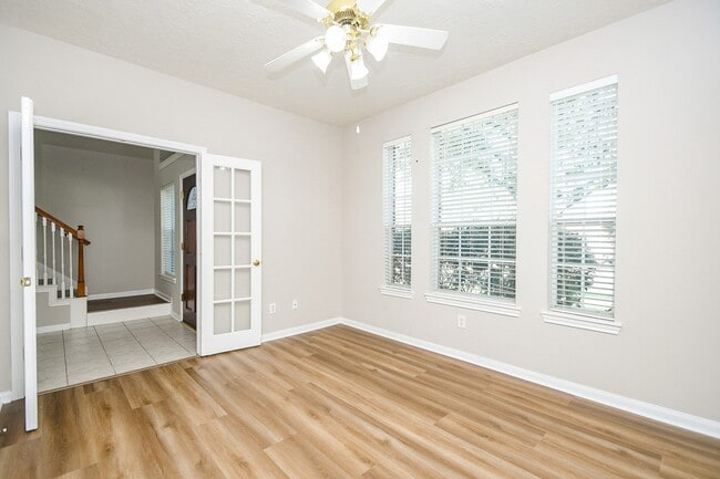 1126 Eastbourne Ln in Pearland, TX - Building Photo - Building Photo