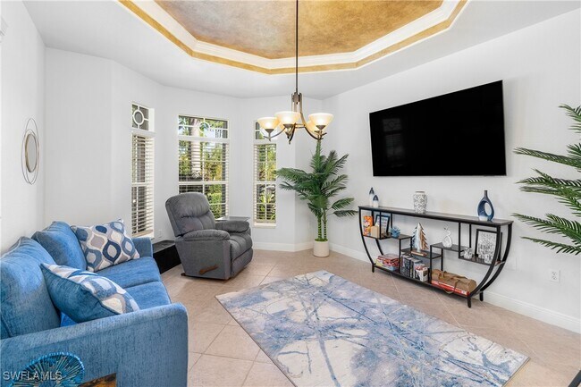 4923 Cerromar Dr in Naples, FL - Building Photo - Building Photo