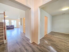 2214 Trotter Dr in Katy, TX - Building Photo - Building Photo