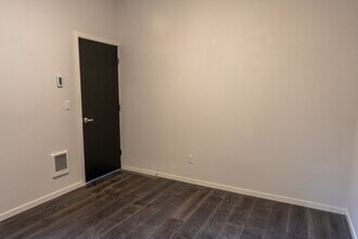 1511 Sturgus Ave S in Seattle, WA - Building Photo - Building Photo