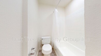 144 Grand Ave in Oakland, CA - Building Photo - Building Photo