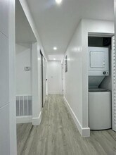 1033 NW 3rd Ave in Fort Lauderdale, FL - Building Photo - Building Photo