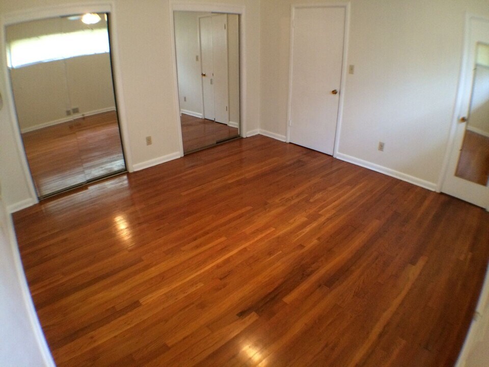1502 Westcrest Dr in Arlington, TX - Building Photo