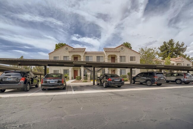 4706 Nara Vista Way in Las Vegas, NV - Building Photo - Building Photo