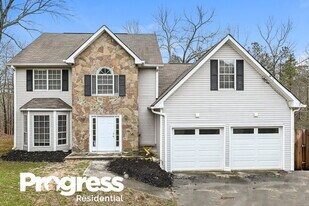 1365 Lywellen Ct in Stone Mountain, GA - Building Photo