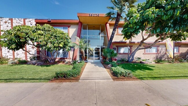 16220 Cornuta Apartments