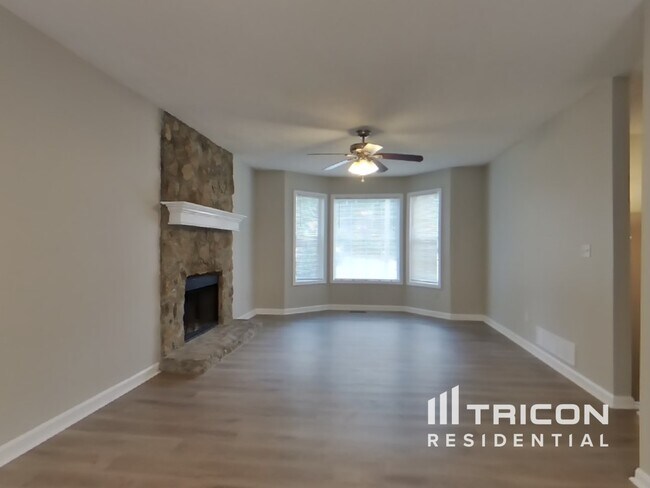 236 Hampton Dr in Dallas, GA - Building Photo - Building Photo
