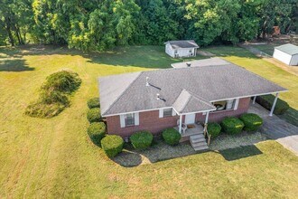 3285 Munford Giltedge Rd in Munford, TN - Building Photo - Building Photo