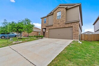 1461 Amy Dr in Kyle, TX - Building Photo - Building Photo