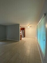 819 E 4th St in Long Beach, CA - Building Photo - Building Photo