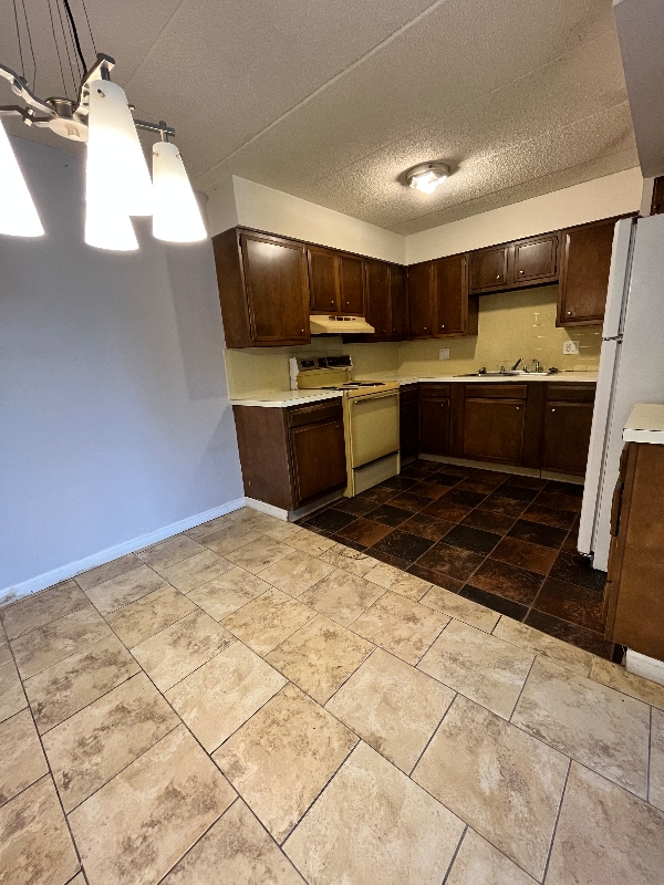 716 N Sprigg St in Cape Girardeau, MO - Foto de edificio - Building Photo