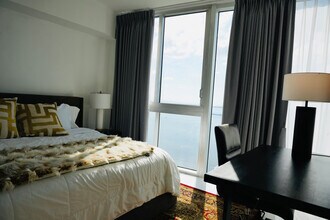 631 Brickell Ave in Miami, FL - Foto de edificio - Building Photo