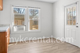 1129 Hasbrook Ave in Kansas City, KS - Building Photo - Building Photo