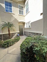 7353 Ellena W in Rancho Cucamonga, CA - Building Photo