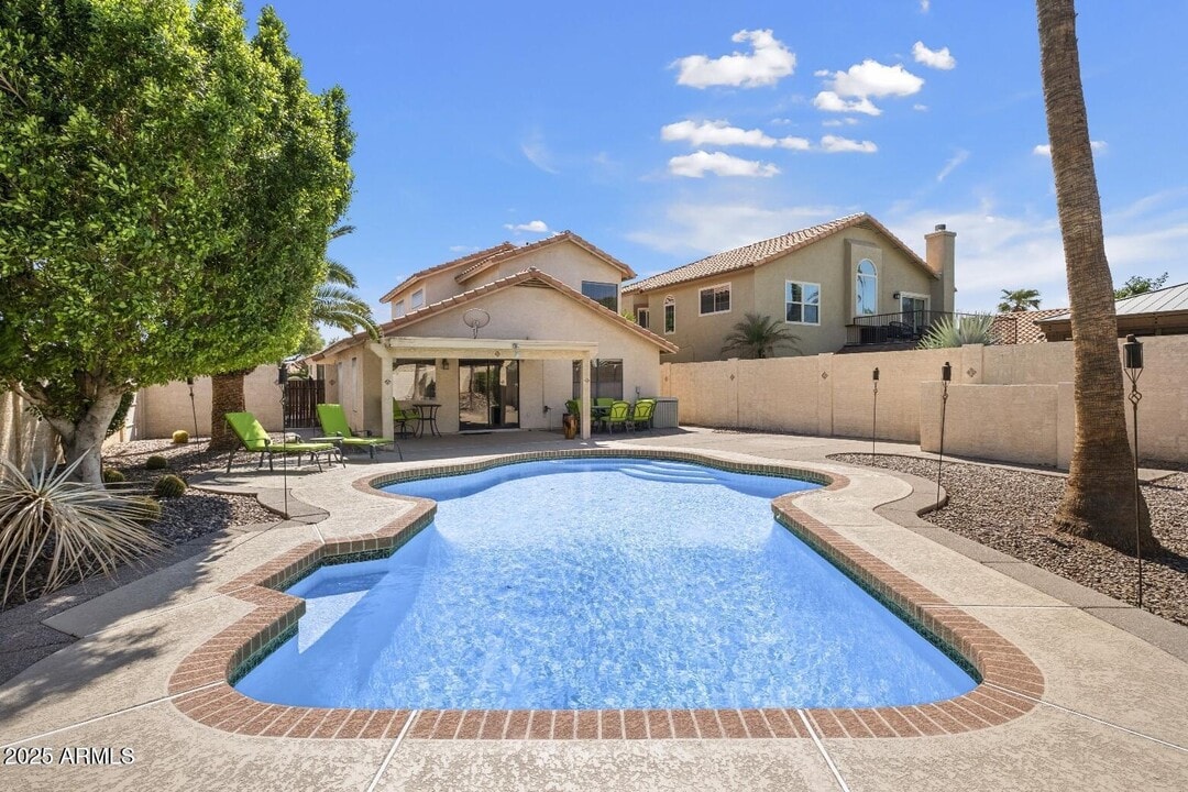 5960 E Phelps Rd in Scottsdale, AZ - Building Photo