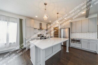 1706 SW Franklin Dr in Ankeny, IA - Building Photo - Building Photo
