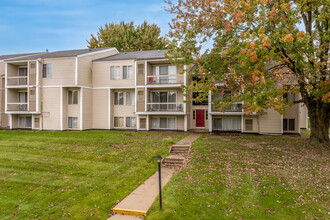 Mapleridge in Flint, MI - Foto de edificio - Building Photo