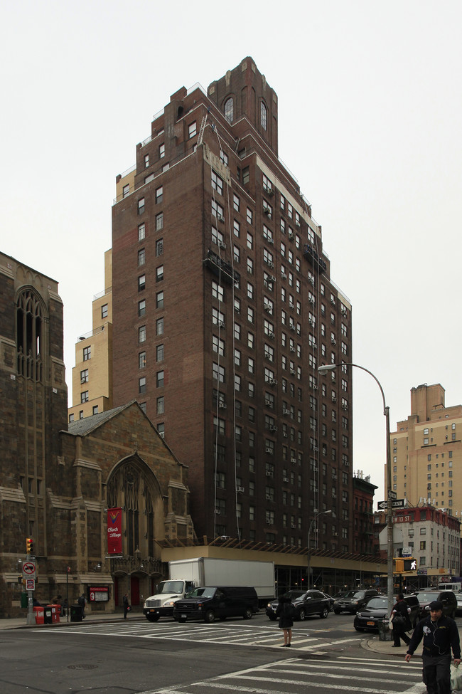 Candela Tower in New York, NY - Foto de edificio - Building Photo