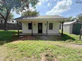 2234 Piedmont Pl in Wichita Falls, TX - Building Photo