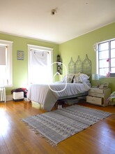 74 Naples Rd in Brookline, MA - Building Photo - Building Photo