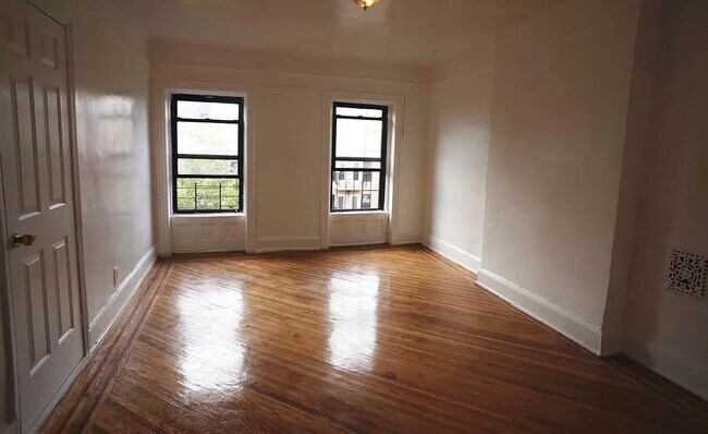 502 Madison St in Brooklyn, NY - Building Photo - Building Photo