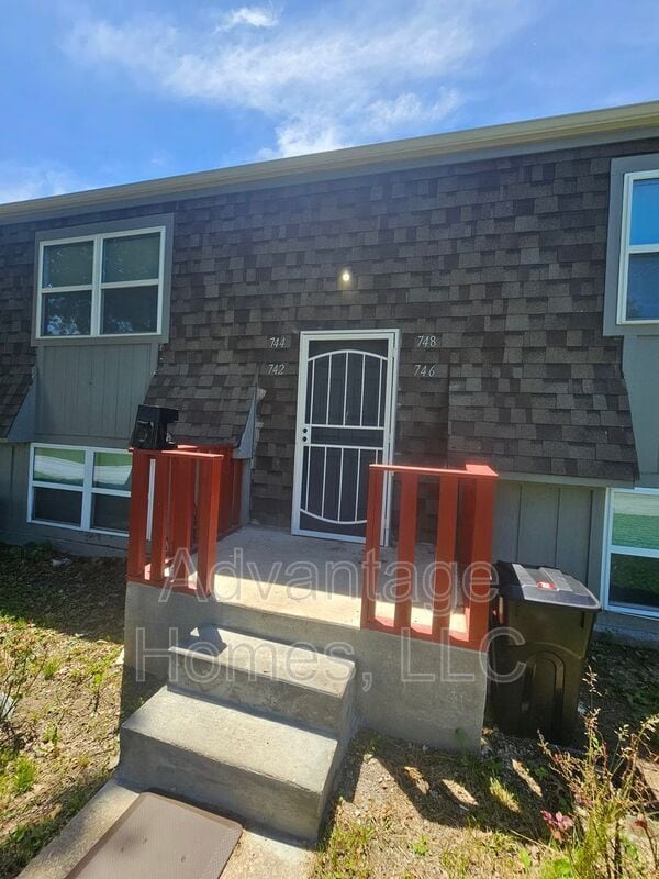 property at 746 N 70th St