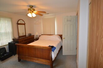 641 Hapsfield Ln in Buffalo Grove, IL - Building Photo - Building Photo