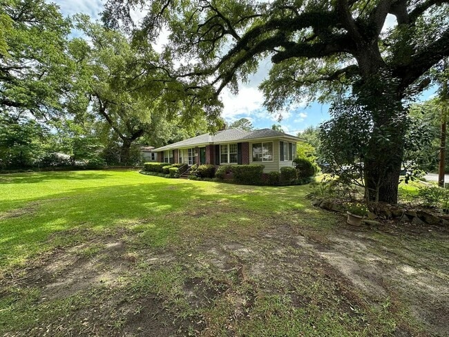 property at 106 Vernon St