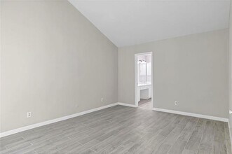 9724 Summerwood Cir in Dallas, TX - Building Photo - Building Photo