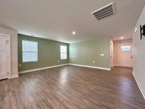 5427 Hughesdale Dr in Charlotte, NC - Building Photo - Building Photo