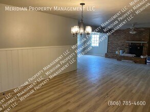 5431 32nd St in Lubbock, TX - Building Photo - Building Photo