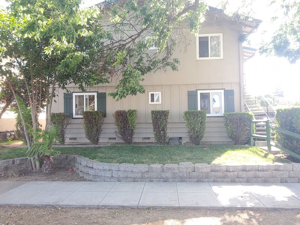 1381 San Tomas Aquino Pkwy, Unit 4 in San Jose, CA - Building Photo