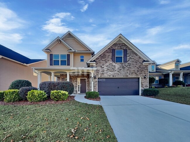 property at 1522 Balvaird Dr SE