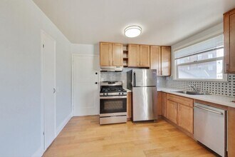 465 Bellevue Ave in Oakland, CA - Building Photo - Building Photo