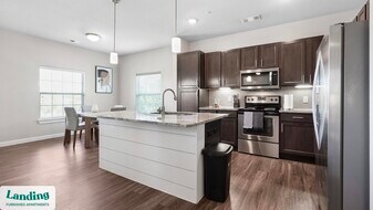 2745 Westpointe Dr in New Braunfels, TX - Building Photo