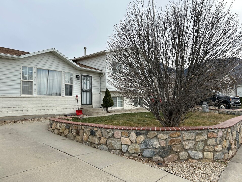 1503 S 2850 E in Spanish Fork, UT - Building Photo