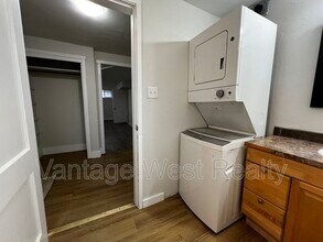 1861 High Rd in Kelowna, BC - Building Photo - Building Photo