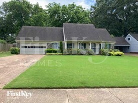 5749 North St in Bartlett, TN - Building Photo