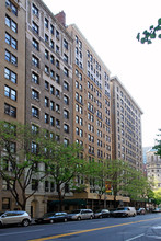 303-305 W 86th St in New York, NY - Building Photo - Building Photo