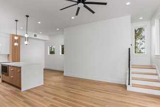 2312 Barbee St in Houston, TX - Building Photo - Building Photo