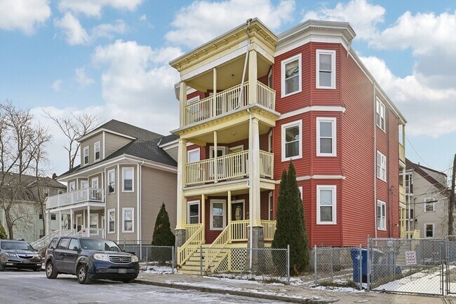 20 Wilcock St in Boston, MA - Building Photo - Building Photo