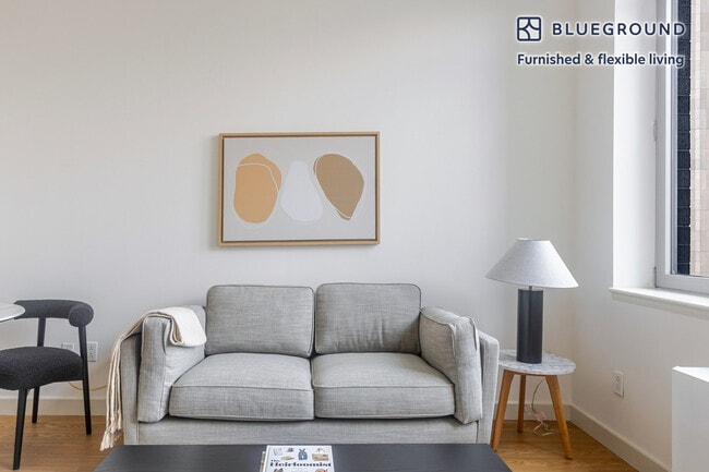 88 Leonard St in New York, NY - Building Photo - Building Photo