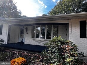 354 Fry Ave in Robesonia, PA - Building Photo - Building Photo