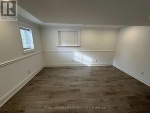 90 Genoa Rd in Vaughan, ON - Building Photo - Building Photo