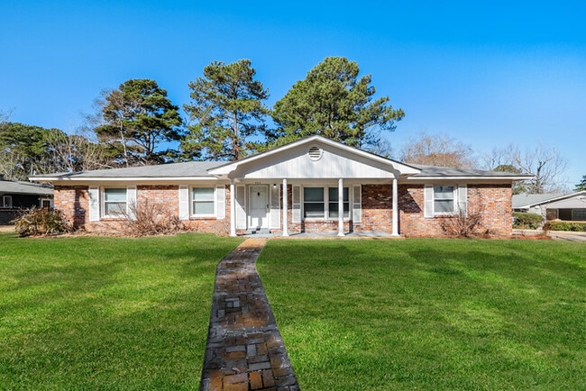 463 Pemberton Dr