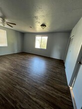 527 E Lowell St in Klamath Falls, OR - Building Photo - Building Photo